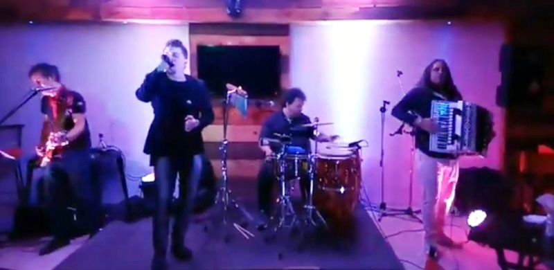 Imagen de Tambora: La banda de Lucas marcó el paso de baile en la noche del viernes