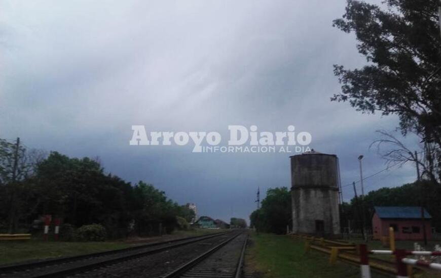 Imagen de Lunes gris con chaparrones y lluvias para la regi&oacute;n