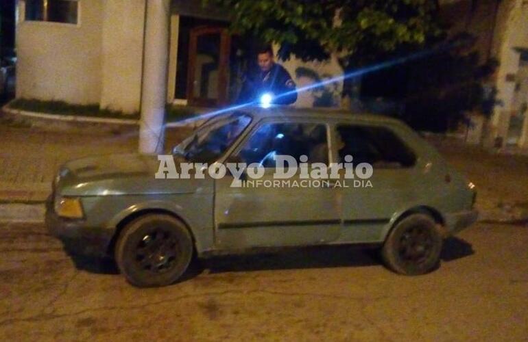 El automóvil fue trasladado a sede policial.