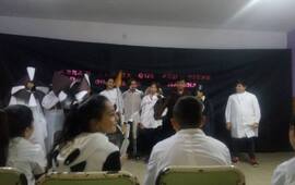 Entusiasmados. Los alumnos vivieron la jornada de presentaciones con alegría.
