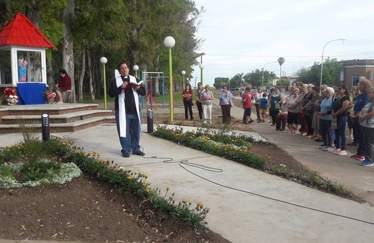 Ubicación. La ermita está situada sobre Av. San Martín y el paso peatonal de la estación de trenes.