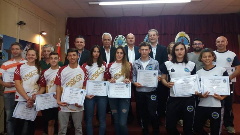 Imagen de El Concejo reconoció a deportistas locales