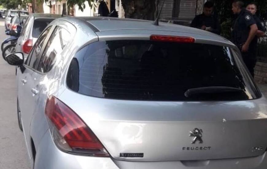 La chiquita qued&oacute; durante varias horas en la parte trasera del auto.