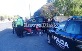 Intendente Costantini y Lisandro de la Torre; uno de los lugares donde se vio presencia de agentes policiales y de tránsito.