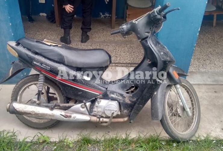 A la comisaría local. La moto fue trasladada a sede prevencional.