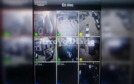 Desde el m&oacute;vil. Murina puede tener acceso al directo de las c&aacute;maras por medio de su tel&eacute;fono celular.