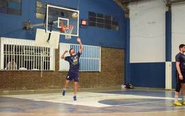 Imagen de V&oacute;ley: Derrota en el Sal&oacute;n Dorado