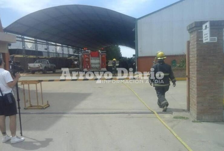 Imagen de Simulacro de incendio y rescate en Arroyo Arroyo Insumos