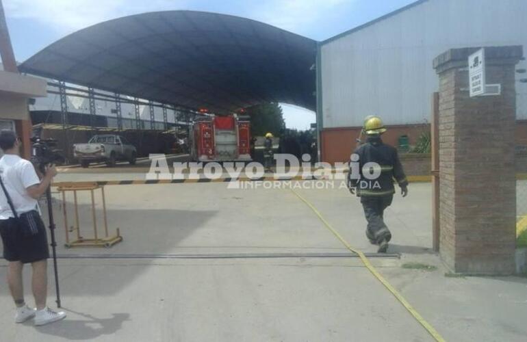 Imagen de Simulacro de incendio y rescate en Arroyo Arroyo Insumos