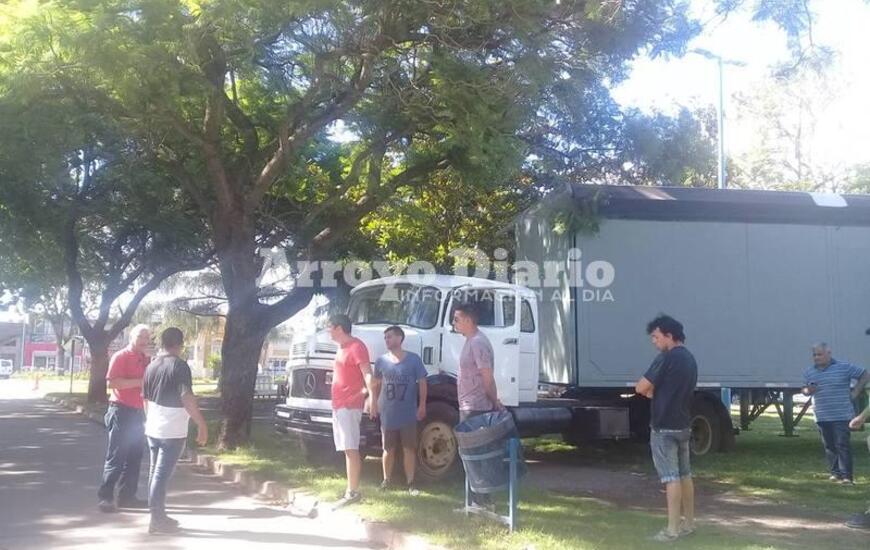 Autorizados. Los organizadores contaron que ten&iacute;an permiso para instalarse all&iacute;.