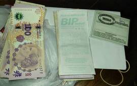 Imagen de Encontr&oacute; $23 mil en cajero y hall&oacute; a su due&ntilde;o por Facebook