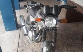 Qued&oacute; en la comisar&iacute;a. La moto que se confirm&oacute; que era robada, fue trasladada a la seccional 27ma.