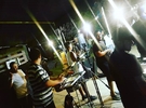 En el barrio es mejor: P.R.I.M.O.S. tocó y bailó junto a su gente en plena calle