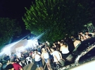 En el barrio es mejor: P.R.I.M.O.S. tocó y bailó junto a su gente en plena calle