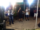 En el barrio es mejor: P.R.I.M.O.S. tocó y bailó junto a su gente en plena calle