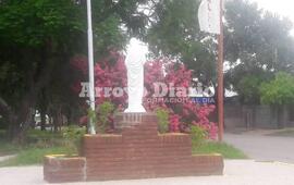 Imagen de Barrio G&uuml;emes: La imagen de la virgen volvi&oacute; a su lugar