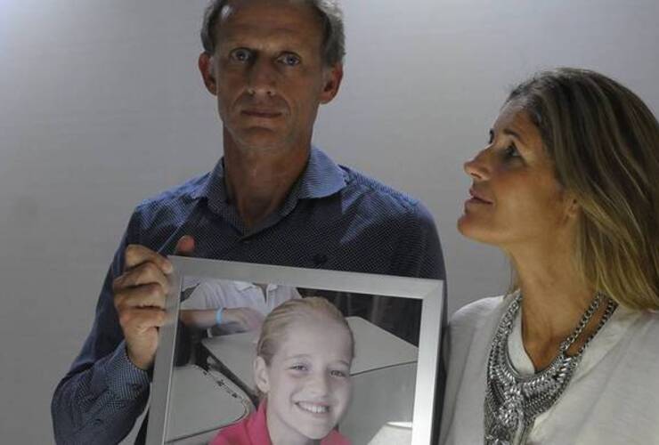 Los padres de Justina, la niña que murió a los 12 años esperando un corazón. (Foto: Silvana Boemo)