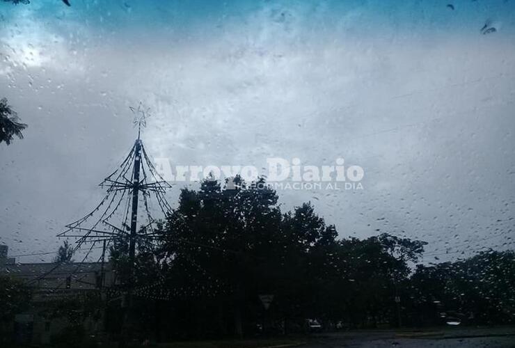 Imagen de Amaneció lluvioso y así permanecerá durante todo el día