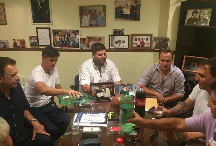 Imagen de Reuni&oacute;n en la Asociaci&oacute;n de T&eacute;cnicos de F&uacute;tbol Argentino