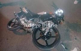 Imagen de Accidente sobre Ruta 21: Choque entre camioneta y moto