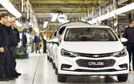 Imagen de General Motors estudia su salida de América del Sur