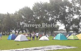 El mal tiempo no impidi&oacute; la realizaci&oacute;n del acampe.