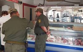 Concretamente fueron tres las carnicer&iacute;as inspeccionadas. La mercader&iacute;a no se incauta, se "interdicta".