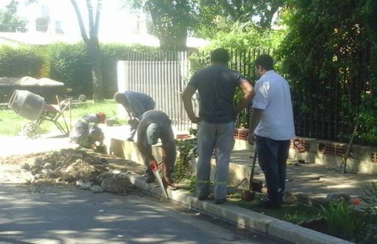 Imagen de Barrio Güemes: Mantenimiento y embellecimiento de espacios verdes