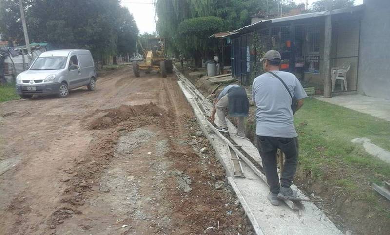 Imagen de Falta muy poco: &Uacute;ltimos trabajos para terminar el cord&oacute;n cuneta