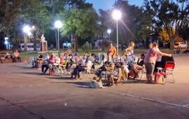 Organizado por la Comuna. La actividad se desarrolló al aire libre en la Plaza Pública.