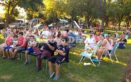 Vecinos del barrio, un ejemplo en la organizaci&oacute;n de un evento.