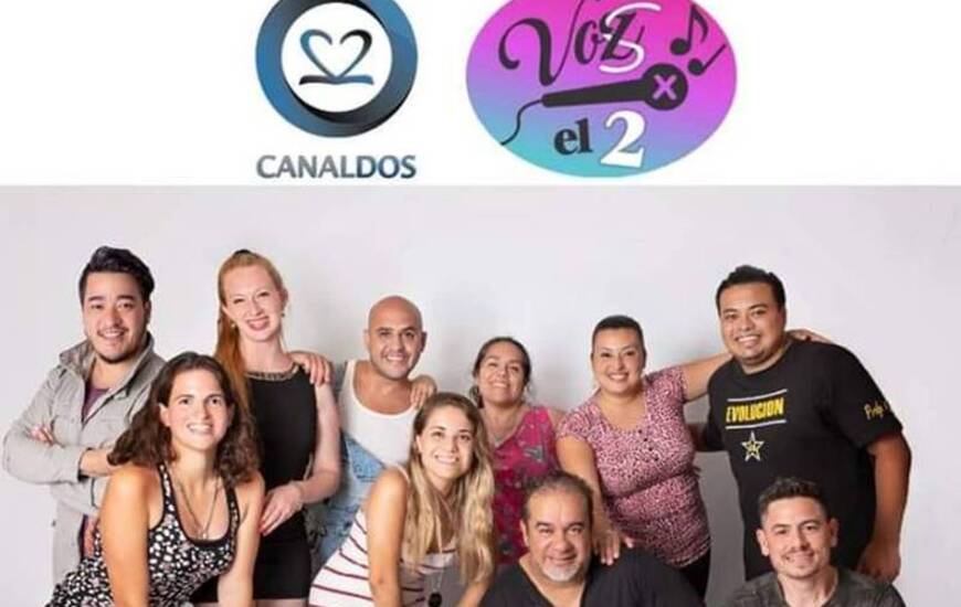 El equipo. Parte del equipo que le da vida al programa de m&uacute;sica y canto.