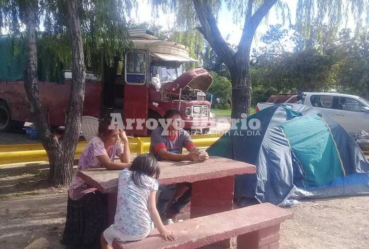Imagen de Familia de Córdoba quedó varada en Arroyo Seco, necesitan ayuda