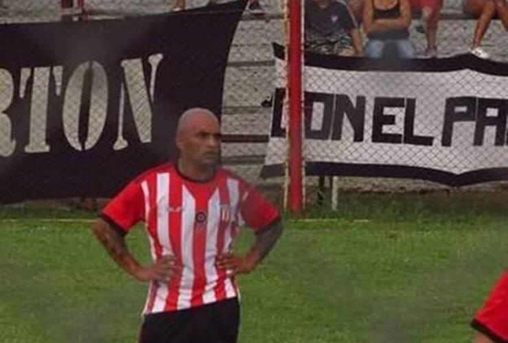 Atlético Pavón derrotó a Riberas. Barreto se fue expulsado en la caida de su equipo con discutido arbitraje