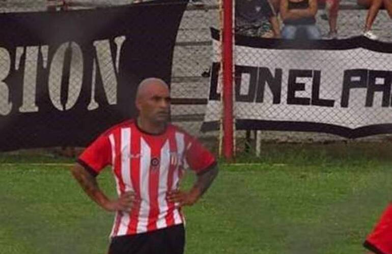 Atlético Pavón derrotó a Riberas. Barreto se fue expulsado en la caida de su equipo con discutido arbitraje