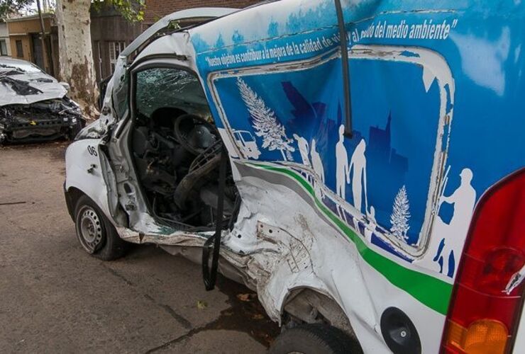 Así quedaron los autos tras la colisión fatal.(Alan Monzón/Rosario3.com)