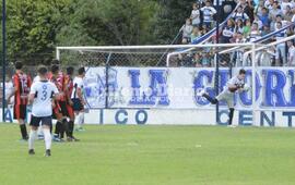 Sin goles. El clásico en El Bosque terminó en cero.