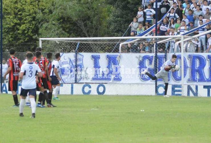 Sin goles. El clásico en El Bosque terminó en cero.