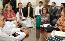 Una nueva reuni&oacute;n paritaria se desarroll&oacute; hoy en Santa Fe, pero no hubo acuerdo y el paro de ma&ntilde;ana est&aacute; ratificado. Foto Archivo La Capital