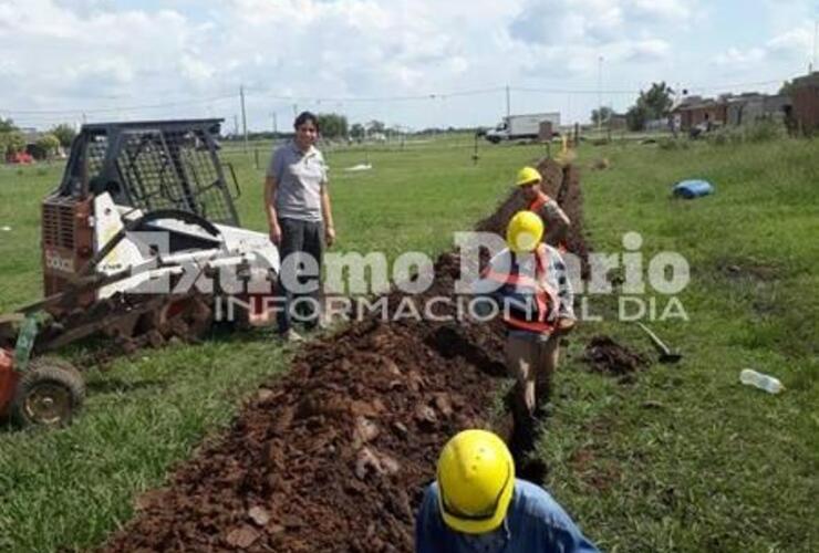 Imagen de Fighiera: La Comuna recibió nuevo desembolso para la obra de gas