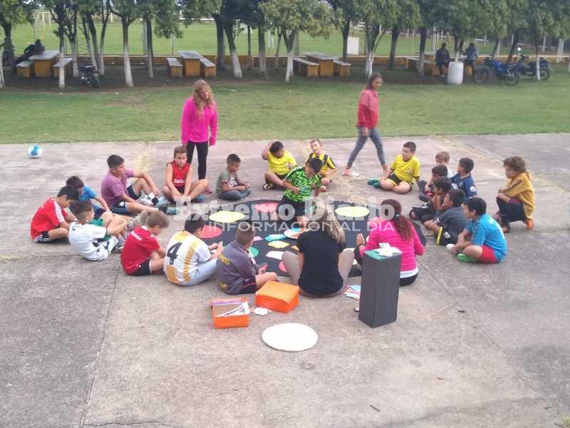 Jugando y aprendiendo. Una gran propuesta del CIC bien aceptada por los chicos