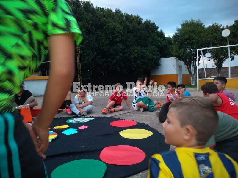 Jugando y aprendiendo. Una gran propuesta del CIC bien aceptada por los chicos