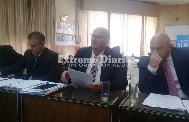 Carlos Sánchez, hoy en su exposición en el recinto del Concejo.