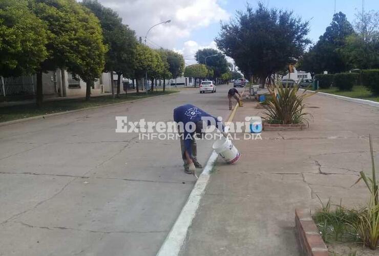 Más linda. Los empleados estuvieron trabajando para dejar aún más bella la plaza.