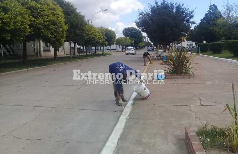 Más linda. Los empleados estuvieron trabajando para dejar aún más bella la plaza.