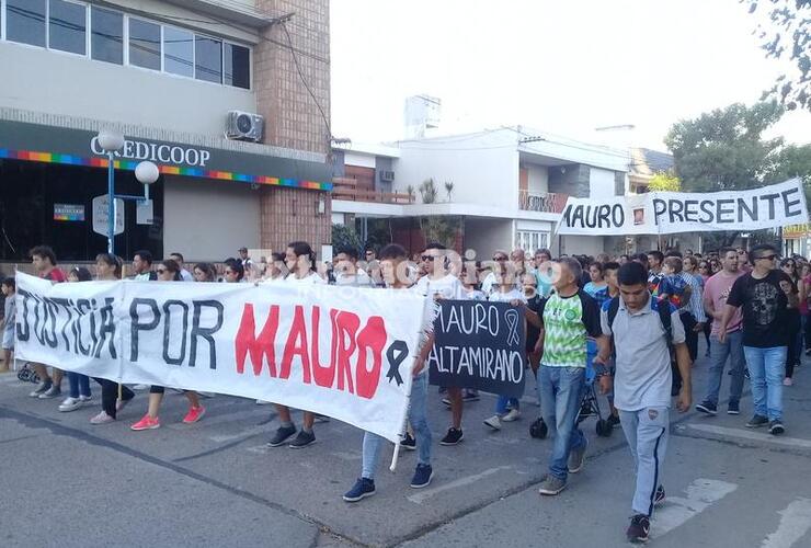 Imagen de Marcha con pedido de Justicia por Mauro Altamirano