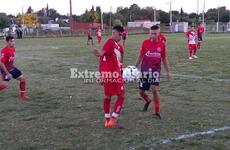 Partido caliente. Juventud Unida superó al "Gato" en un encuentro polémico.