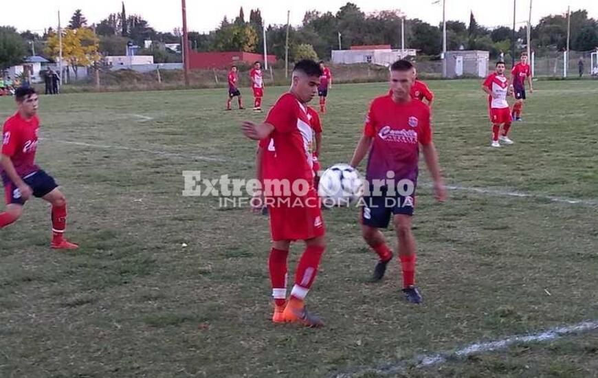 Partido caliente. Juventud Unida super&oacute; al "Gato" en un encuentro pol&eacute;mico.
