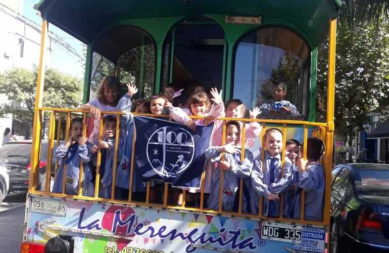 Imagen de Colegio San José: 100 Años Educando en el Amor