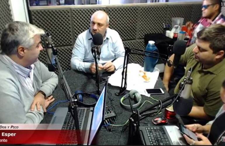 En la radio. Nizar Esper pasó por 106.9 esta mañana.